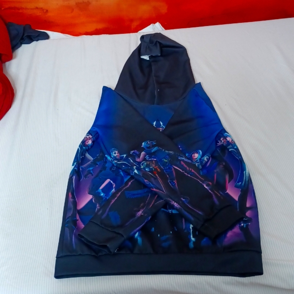 Fortnight sweater Size L